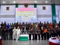 Bersama Keluarga Besar TNI Korem 043/Gatam Gelar Acara Komunikasi Sosial