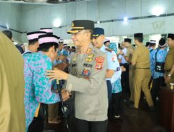 Hadiri Keberangkatan Jemaah Haji Asal Tulang Bawang Barat, Kapolres: Semoga Menjadi Haji Mabrur
