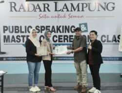 Wakil Diskominfo Mesuji Menjadi Peserta Terbaik Pelatihan Public Speaking and Master of Ceremony ( MC )