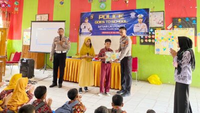 Sat Lantas Polres Tulang Bawang Gelar Police Goes To School, Iptu Glend: Pesertanya 210 Pelajar SD