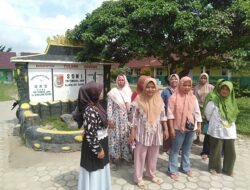 Tak Terima Anak Tidak Lulus PPDB, Puluhan Wali Murid Berkumpul di Balai Desa Ingin Pertanyakan Alasan SMPN 2 Banjar Agung