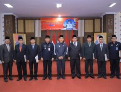 Pj. Bupati Tulang Bawang Melantik Enam Pejabat Eselon II