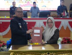 Dewan Perwakilan Rakyat (DPRD) Kabupaten Mesuji Menggelar Rapat Paripurna pembicaraan Tingkat II Penandatangan Persetujuan Bersama Ranperda Tentang Rencana Pembangunan Jangka Panjang Daerah Tahun 2025 – 2045