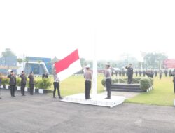 Polres Tulang Bawang Gelar Upacara Peringatan HUT Ke-79 Kemerdekaan RI, Kompol Mutolib Sampaikan Penekanan Kapolda Lampung