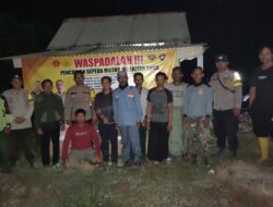 Dalam Rangka Menciptakan Harkamtibmas Menjelang Pilkada Tahun 2024 Yang Aman Dan Sejuk, Kepala Desa Pangkal Mas Mulya Dan Bhabinkamtibmas Melaksanakan Pengecekan Poskamling