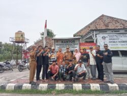 SATLINMAS MENGGALA TENGAH GRUDUK KANTOR KELURAHAN AKIBAT INI