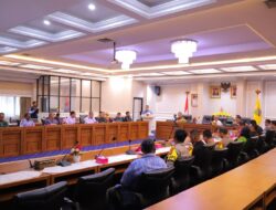 Tim Desk Pemantau Pilkada Serentak Kemenko Polkam Dan Pemprov Lampung Menyelenggarakan Rapat koordinasi Kesiapan Penyelenggara Pilkada Serentak Di Provinsi Lampung