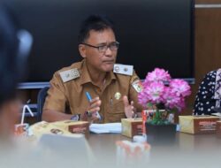 Asisten Bidang Pemerintahan Dan Kesra Pemkab Tulang Bawang Menggelar Rapat Terkait ini