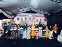 Kapolres Mesuji Bersama Ketua Bhayangkari Melaksanakan Safari Ramadhan Kunker Dan Santunan Anak Yatim Di Mapolsek Mesuji Timur