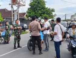 Reunian Tri Matra TNI dan Polri Menggala Berbagi Takjil
