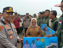 Kapolres Mesuji Menghadiri Acara Panen Raya Dan Penyerahan Bantuan Alsintan Kepada Brigade Pangan,Di Desa Wono Sari