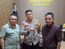 Dalam Rangka OPS Sikat Krakatau 2025 Polres Mesuji Menerima Penyerahan 4 Pucuk Senjata Api Rakitan Dari Masyarakat