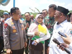 Kapolda Lampung Kick Off Penyaluran Beras SPHP 1 Desa / 1 Kelurahan 1 Ton Beras Serentak Di Provinsi Lampung