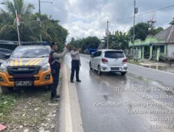Jajaran Sat Samapta Polres Mesuji Rutin Patroli Shelter Diperbatasan Serta Memantau Debit Air Yang Meluap Diseputar Perbatasan Lampung Dan OKI Sumsel