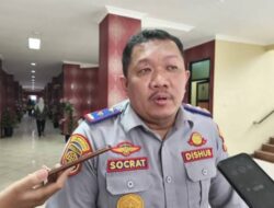 Pemkot Bandar Lampung Pasang Pembatas dan Rambu Larangan Parkir di Depan Mall Chandra