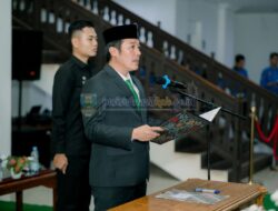 Bupati Pesibar,Dedi Irawan, Secara Resmi Melantik Pejabat Pimpinan Tinggi Pratama di Lingkungan Pemerintah Kabupaten Pesibar