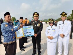 Kapolres Mesuji Hadiri Upacara Peringatan HUT Kemerdekaan RI ke-81 di Lapangan Pemkab Mesuji